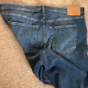 H&M Girlfriend Jeans